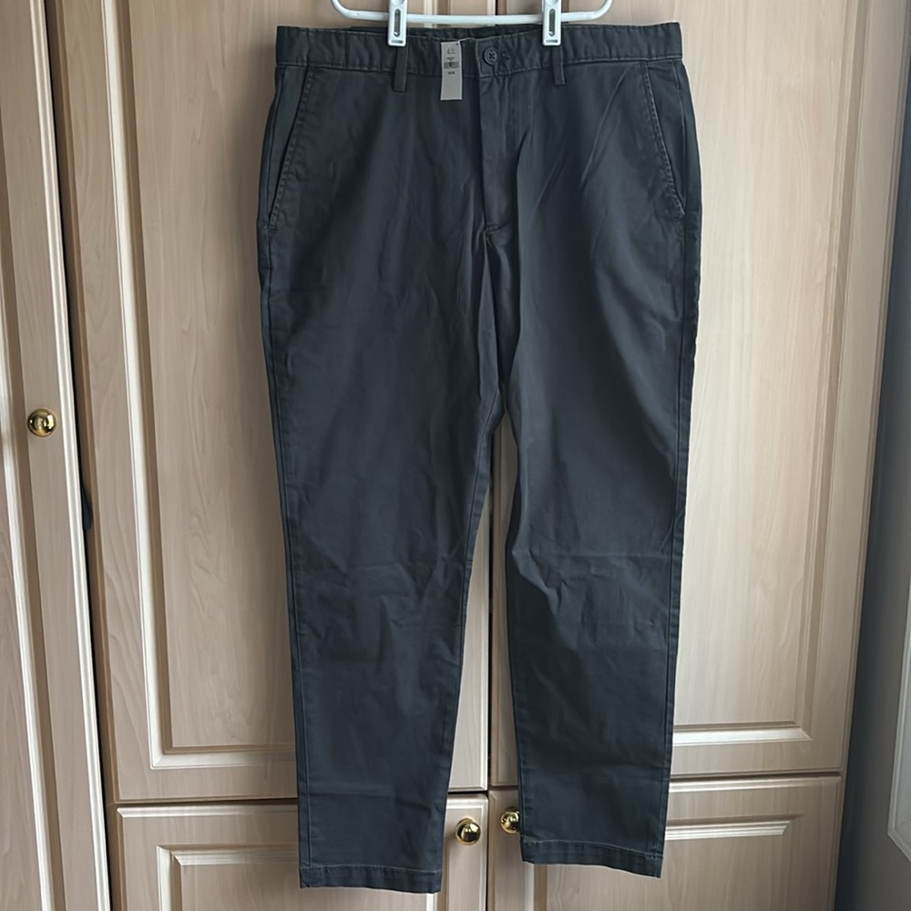 Banana Republic charcoal Chino Khakis athletic fit. NWT - Picture 6 of 8